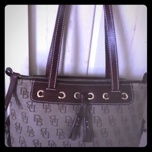 🔥🔥AUTHENTIC EUC DOONEY&BOURKE 🔥🔥